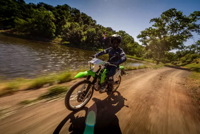 Kawasaki KLX230+S N20227820023859