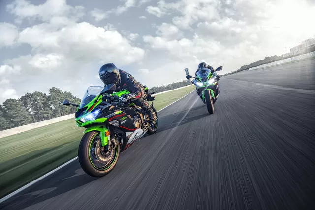  Kawasaki NINJA+ZX-6R+KRT+EDITION N20217820023767