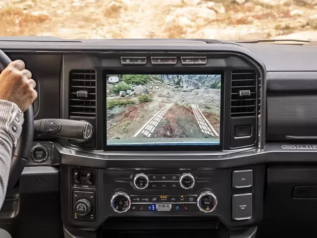  ford super-duty-f-250-srw xl-cabine-6-places-4rm-caisse-de-8-pi
