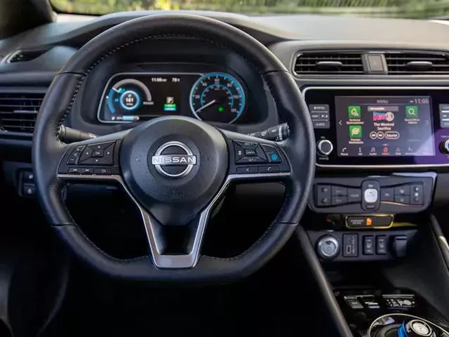  nissan leaf sv-a-hayon