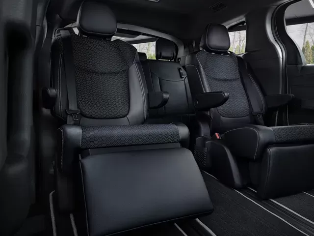  toyota sienna xse-ta-7-places