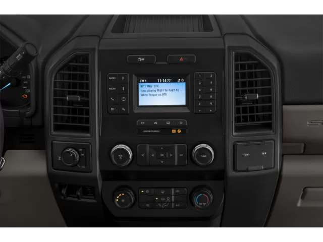 2022 ford super-duty-f-250-srw xl-cabine-simple-2rm-caisse-de-8-pi
