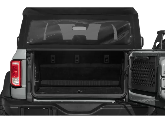 2023 ford bronco black-diamond-evolue-4-portes-4x4