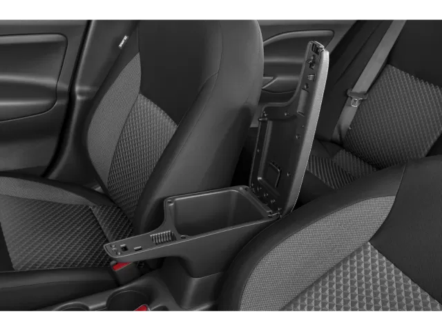 2023 nissan versa s-bm