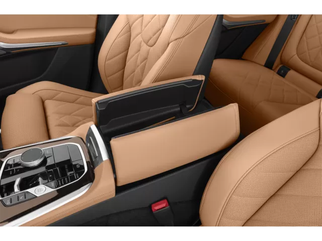 2025 bmw x5 m60i-xdrive-vehicule-dactivites-sportives