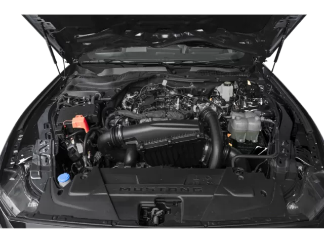 2025 ford mustang ecoboost-haut-niveau-a-toit-fuyant
