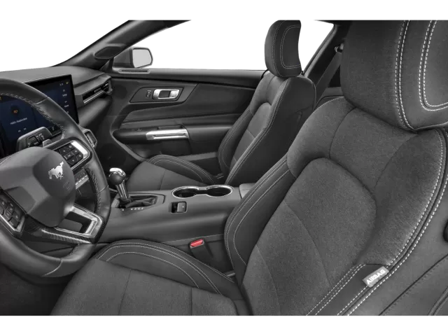 2025 ford mustang gt-a-toit-fuyant