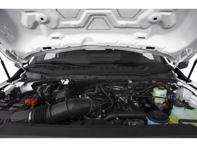 2025 ford super-duty-f-250-srw xl-cabine-simple-2rm-caisse-de-8-pi